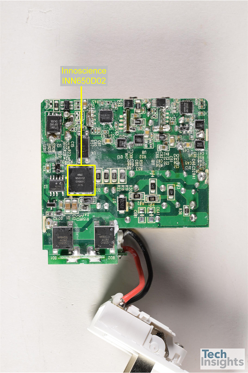 图3 Rock RH-PD65W 65 W USB-C壁式充电器-主PCB顶部